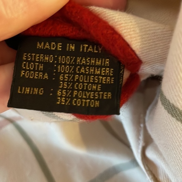 Loro Piana Men’s 100% Cashmere Vest in Red - Picture 6 of 16